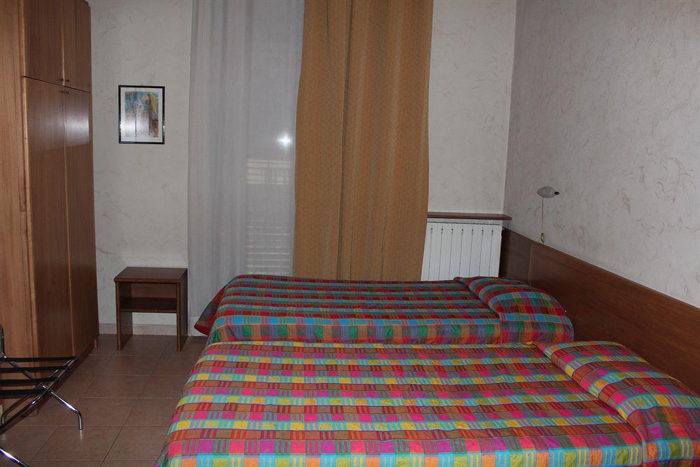 טורינו Hotel Montevecchio מראה חיצוני תמונה