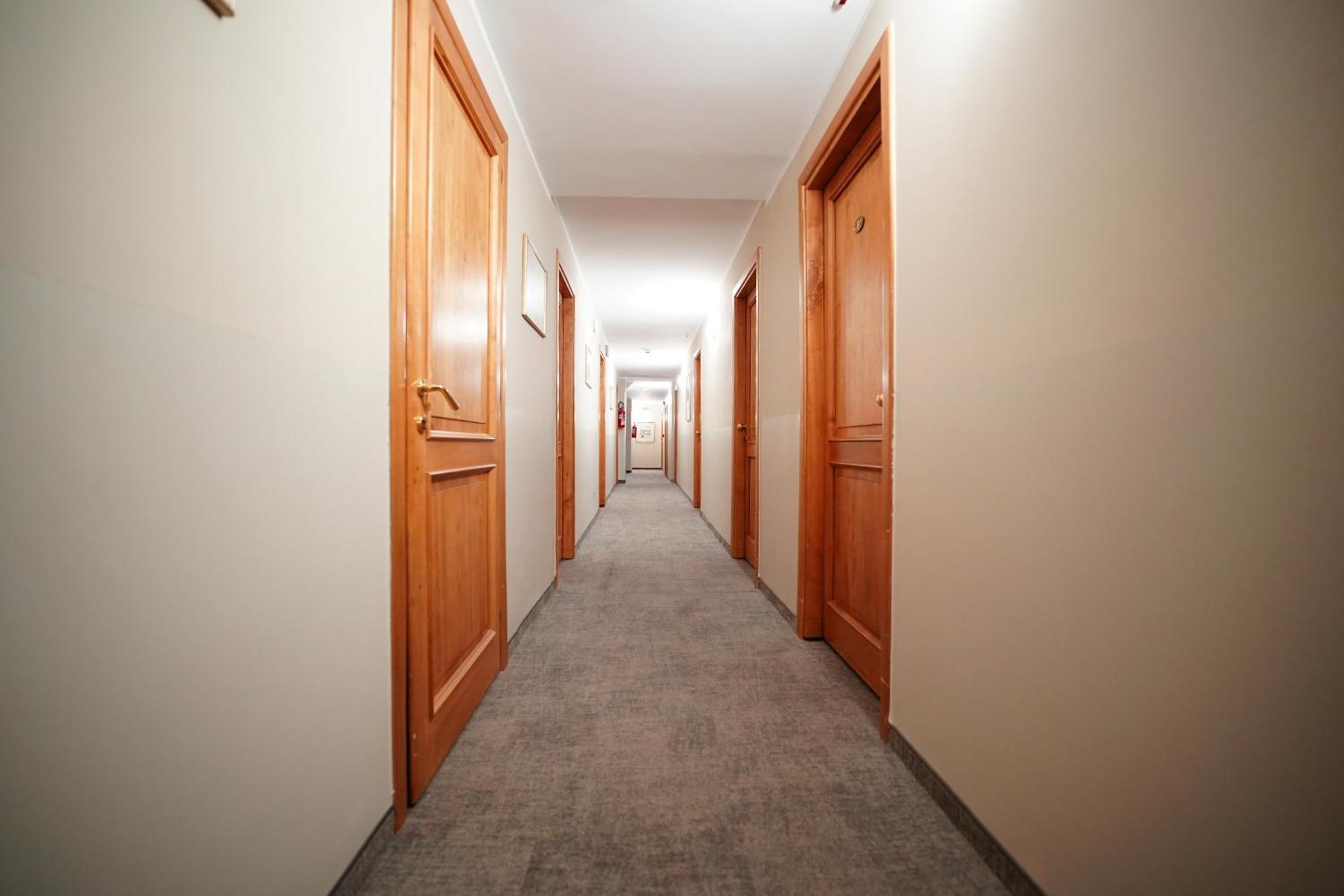 טורינו Hotel Montevecchio מראה חיצוני תמונה