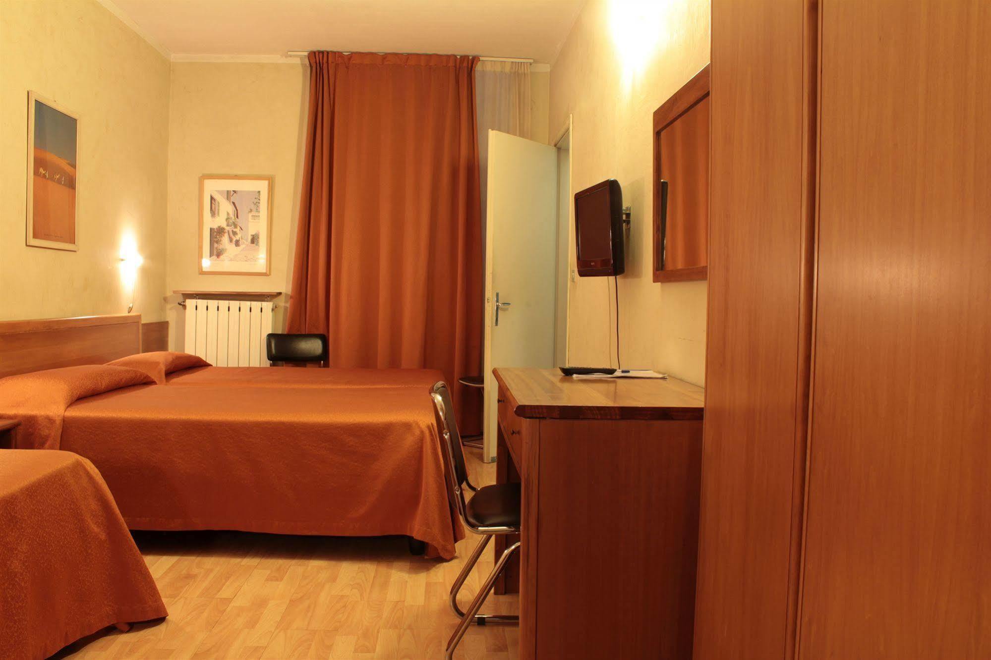 טורינו Hotel Montevecchio מראה חיצוני תמונה
